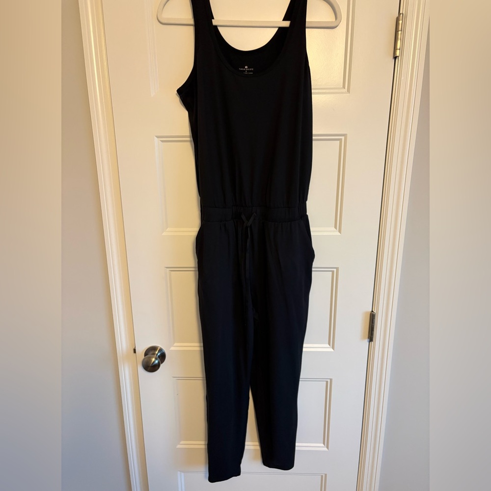 Thrive Society Black Athletic Jumpsuit, size small